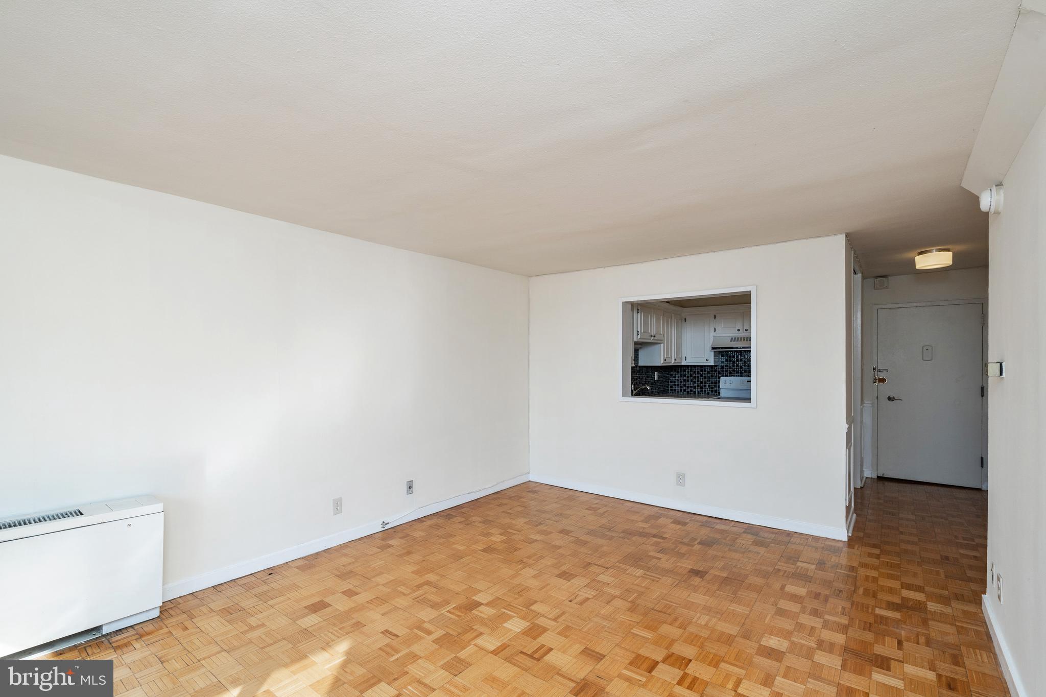 224-30 West Rittenhouse Square, Unit 809 Philadelphia, PA 19103 - Photo 5 of 24