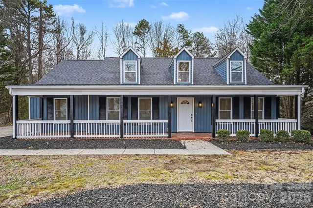 $500,000 | 8343 Norcroft Drive, Charlotte, NC 28269