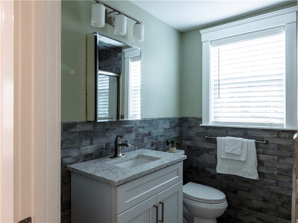 38 Silk Lane Scituate, RI 02857 - Photo 11 of 23