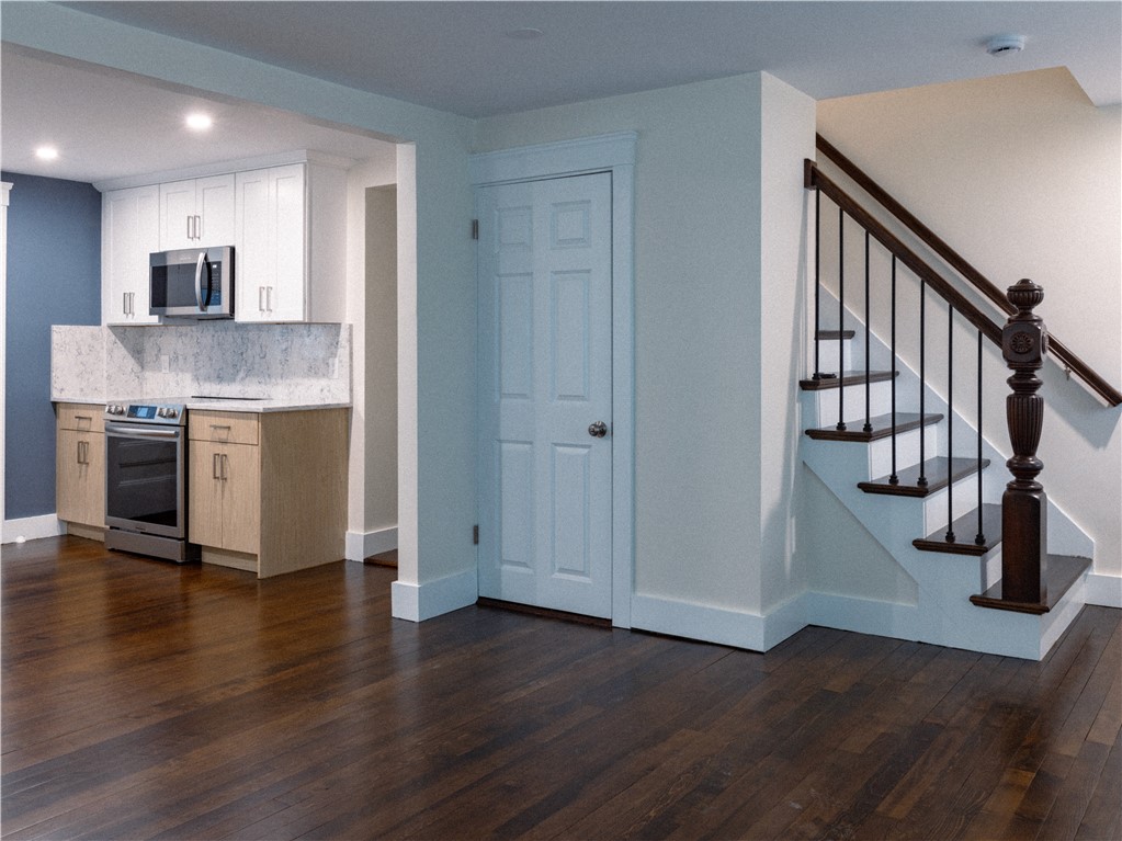 38 Silk Lane Scituate, RI 02857 - Photo 3 of 23