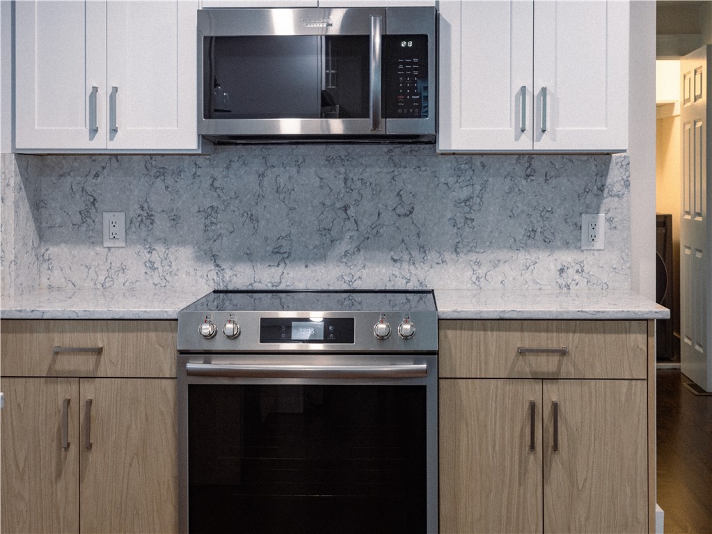 38 Silk Lane Scituate, RI 02857 - Photo 8 of 23