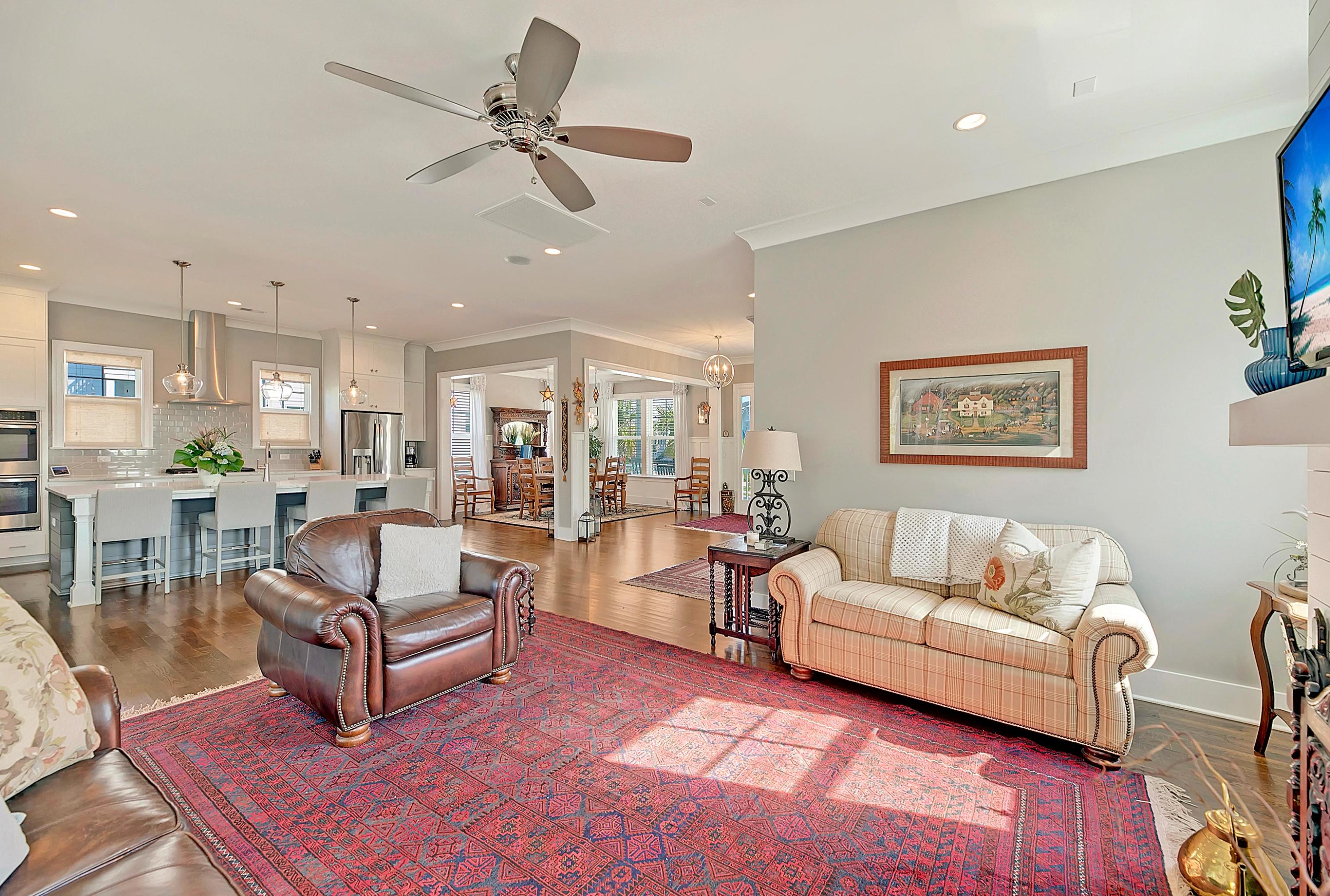 1589 Red Tide Road Mount Pleasant, SC 29466 - Photo 14 of 67 CREM_1589 Red Tide Interiors_025
