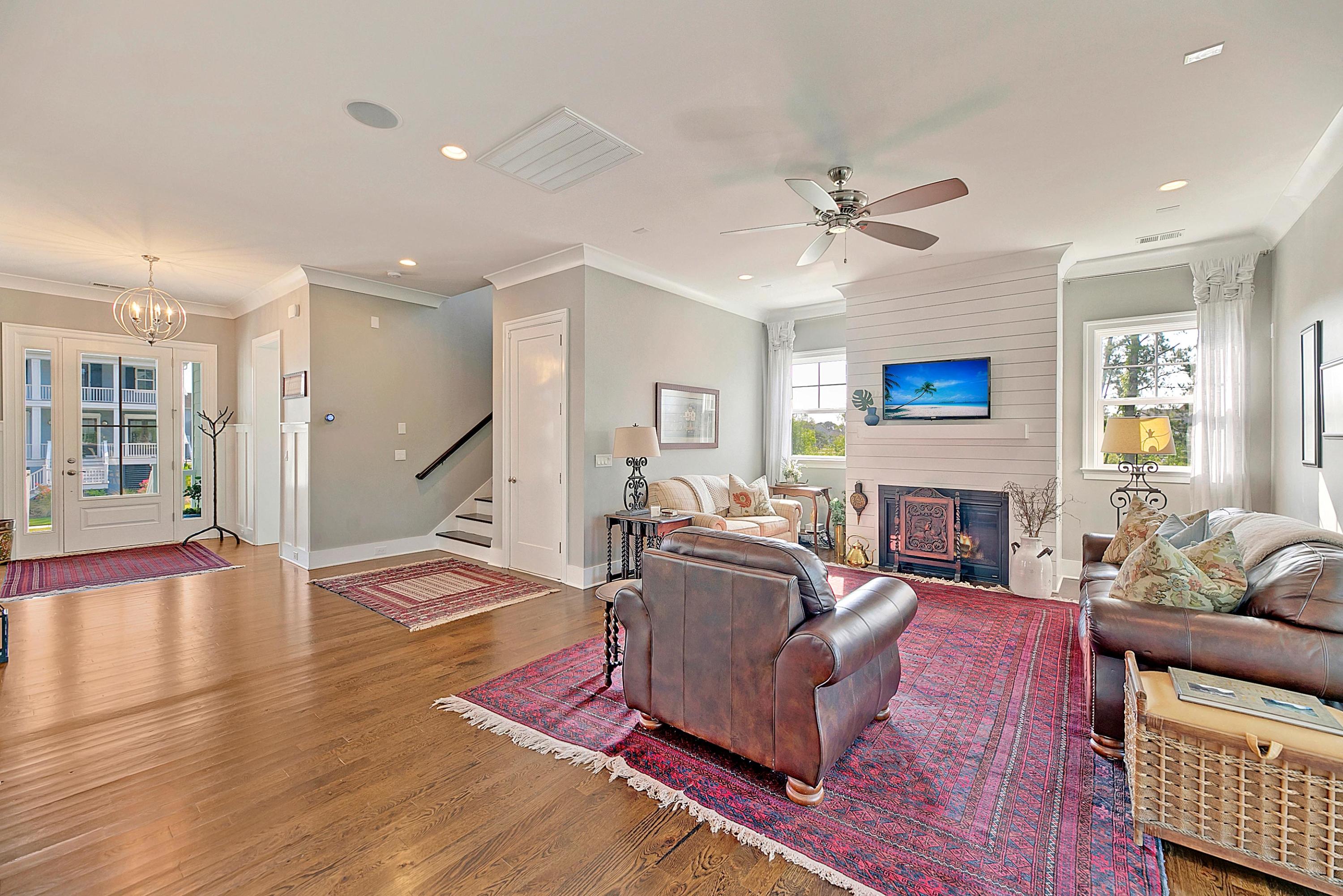 1589 Red Tide Road Mount Pleasant, SC 29466 - Photo 15 of 67 CREM_1589 Red Tide Interiors_024