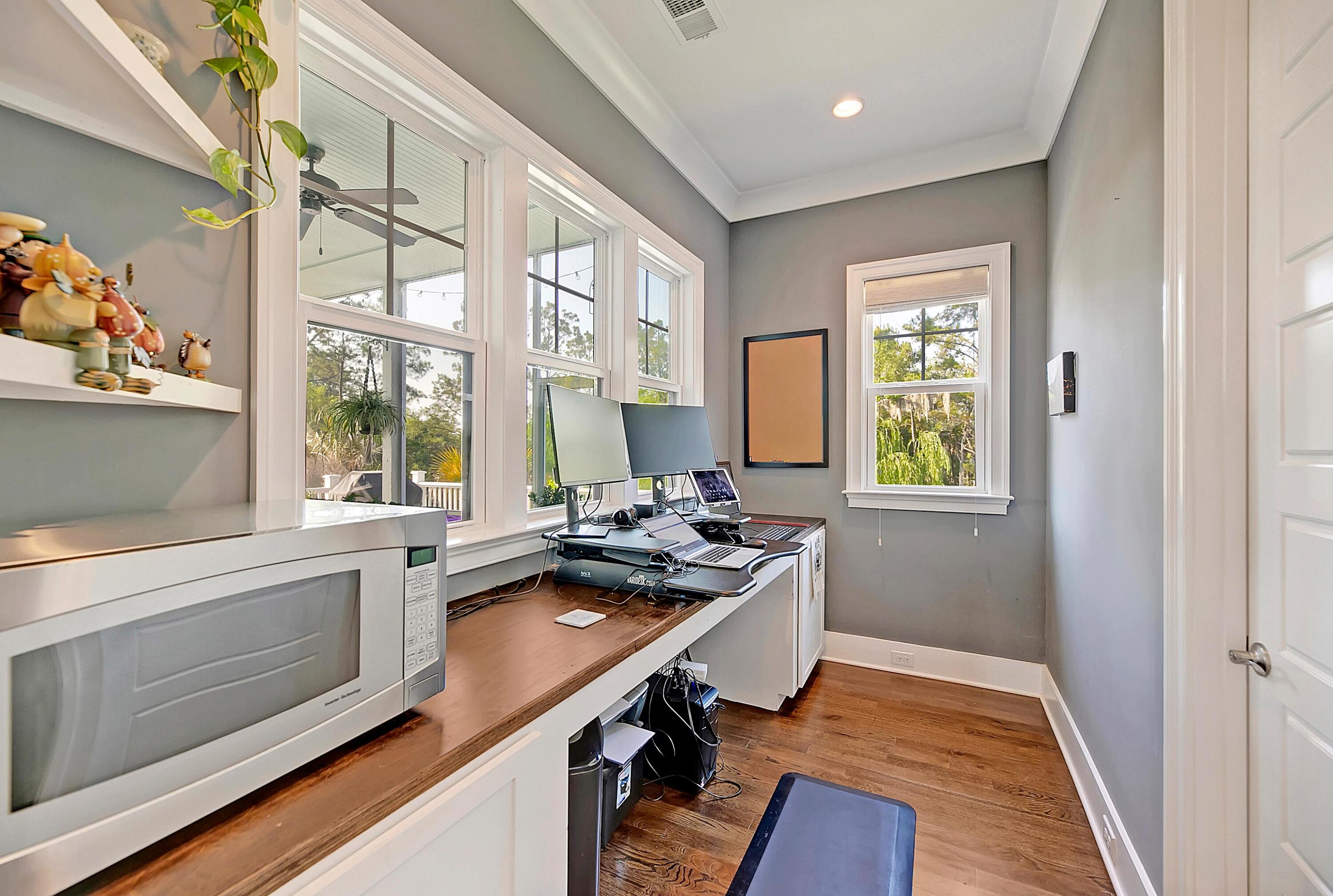 1589 Red Tide Road Mount Pleasant, SC 29466 - Photo 21 of 67 CREM_1589 Red Tide Interiors_001