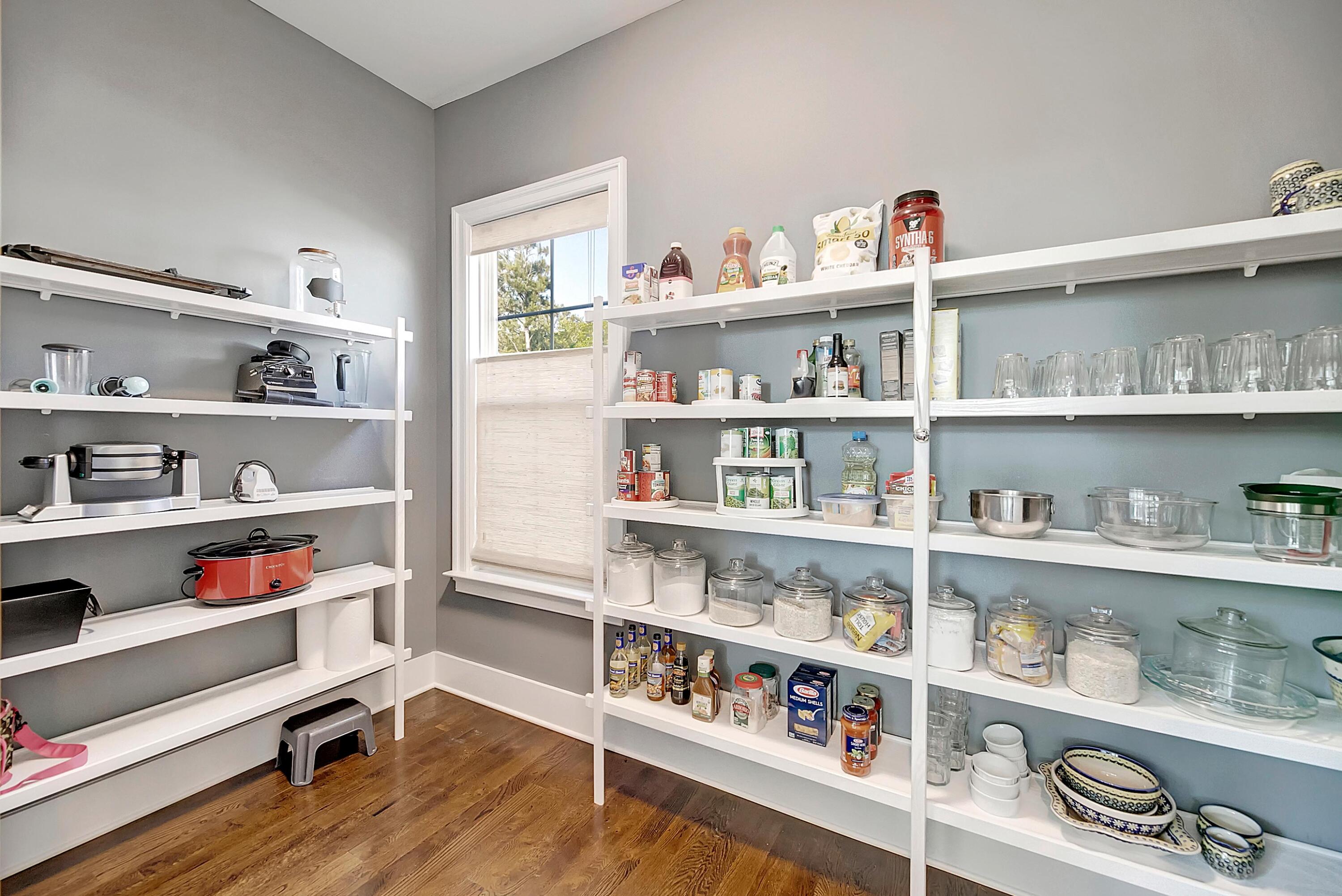 1589 Red Tide Road Mount Pleasant, SC 29466 - Photo 22 of 67 CREM_1589 Red Tide Interiors_002