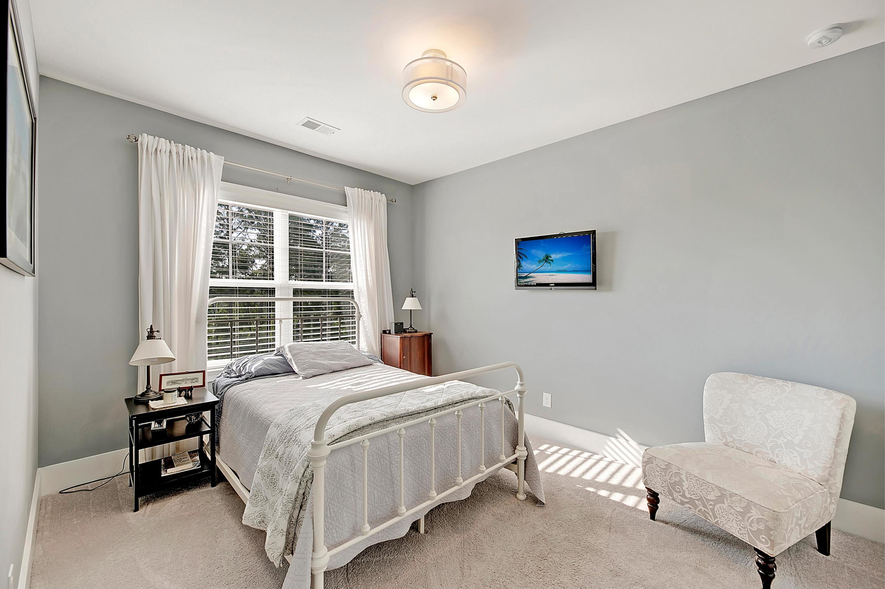 1589 Red Tide Road Mount Pleasant, SC 29466 - Photo 27 of 67 CREM_1589 Red Tide Interiors_007
