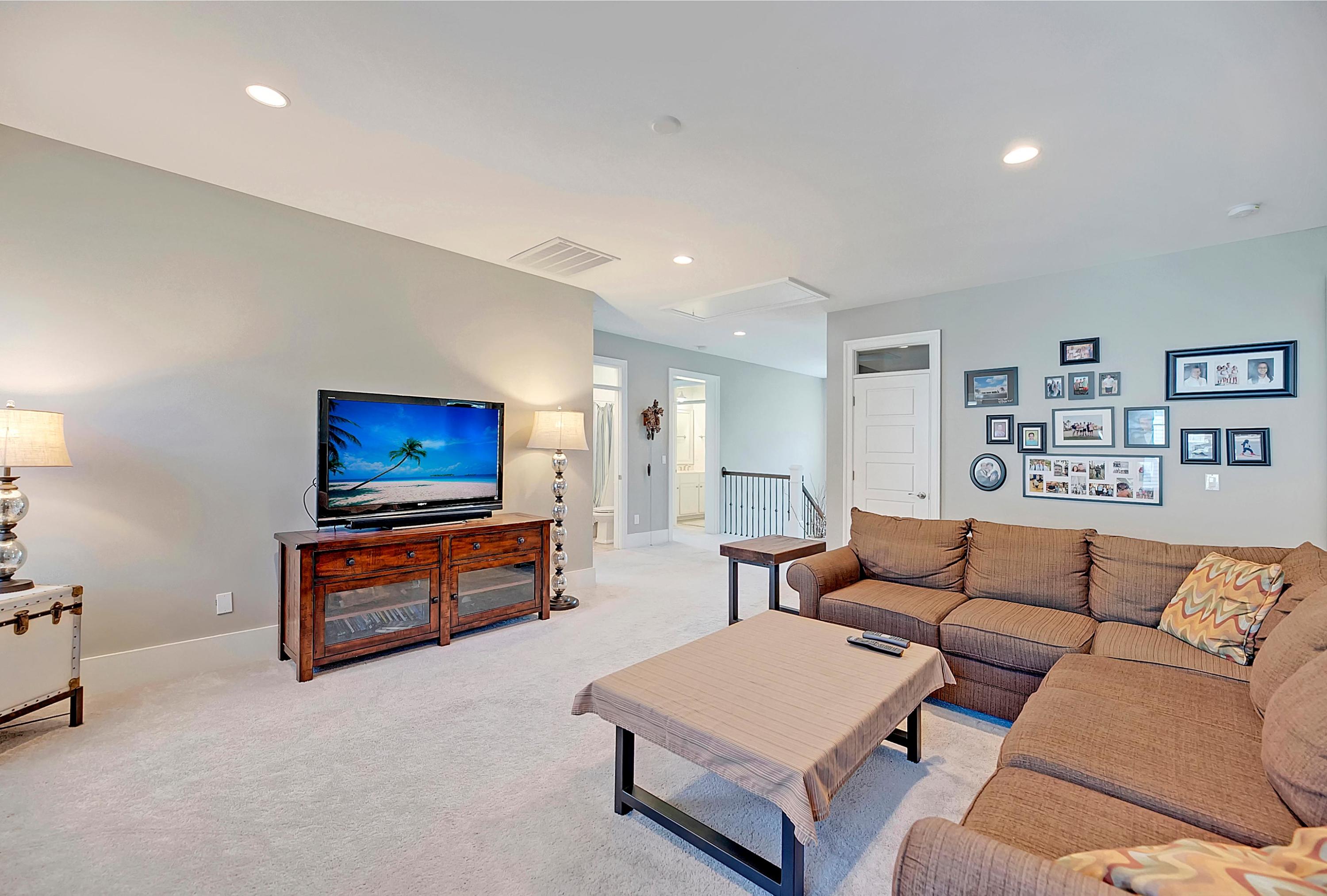 1589 Red Tide Road Mount Pleasant, SC 29466 - Photo 42 of 67 CREM_1589 Red Tide Interiors_033