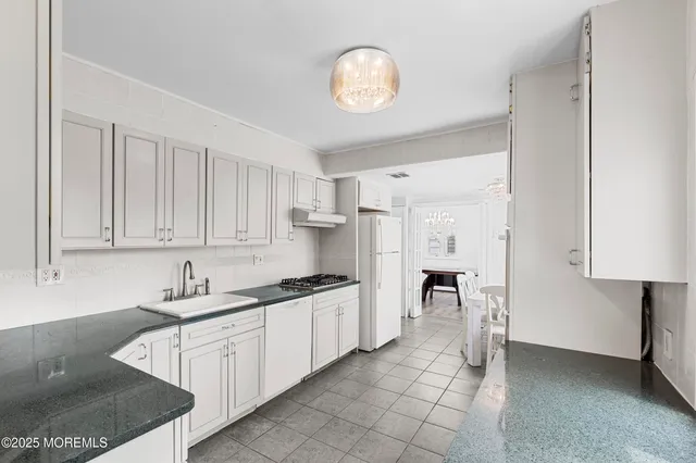 $4,300 | 297 Highland Avenue, Long Branch, NJ 07740