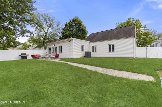 $4,300 | 297 Highland Avenue, Long Branch, NJ 07740