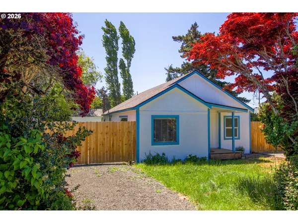 $329,000 | 1860 30th Street, Florence, OR 97439