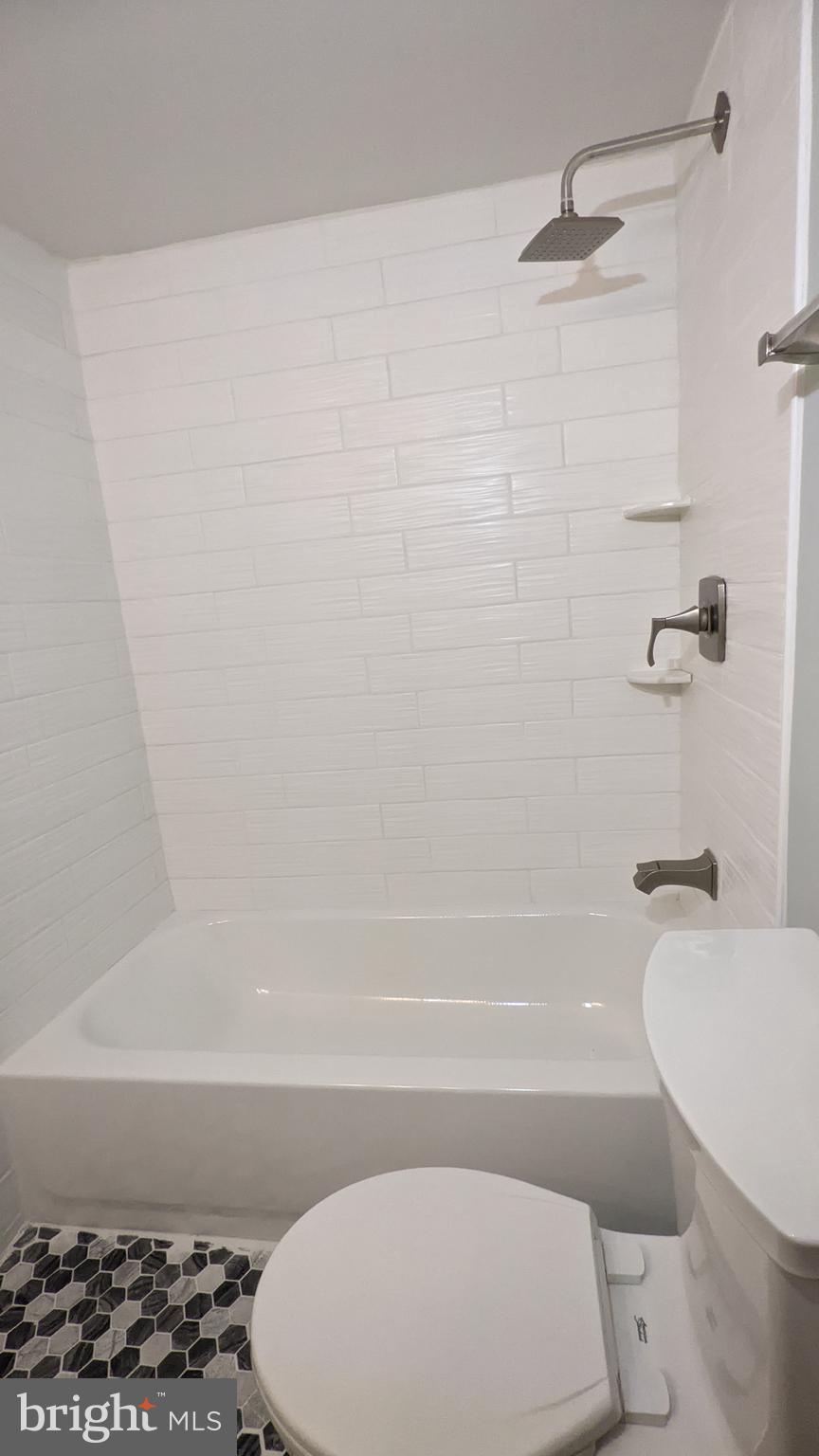 5727 Harpers Farm Road, Unit F Columbia, MD 21044 - Photo 41 of 57 Main Bath