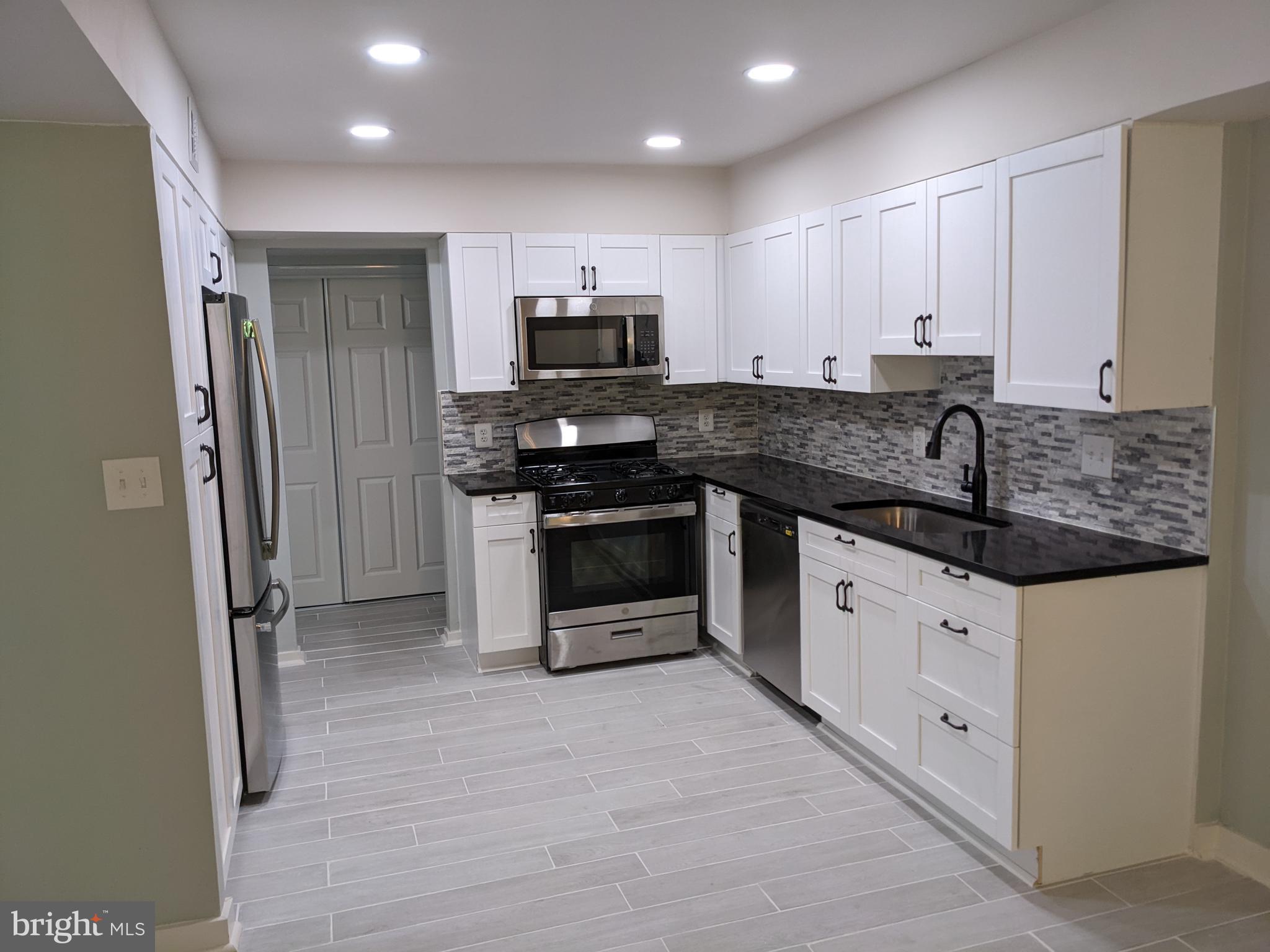 5727 Harpers Farm Road, Unit F Columbia, MD 21044 - Photo 6 of 57 Kitchen View