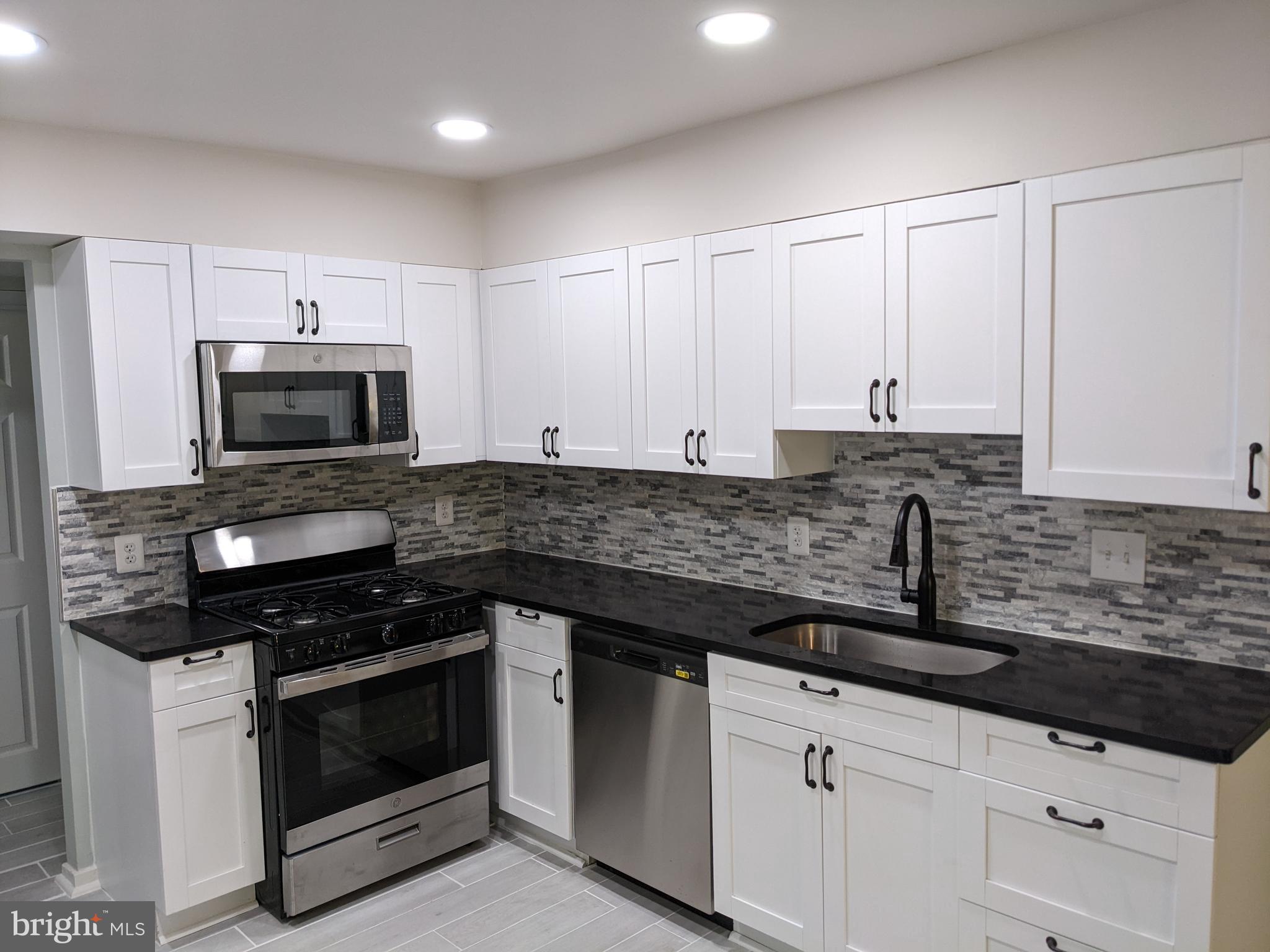 5727 Harpers Farm Road, Unit F Columbia, MD 21044 - Photo 8 of 57 Kitchen View