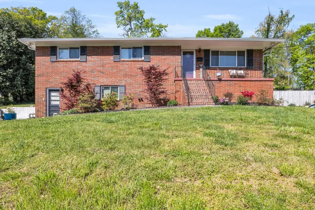 $390,000 | 117 Douglas Drive, Chattanooga, TN 37412