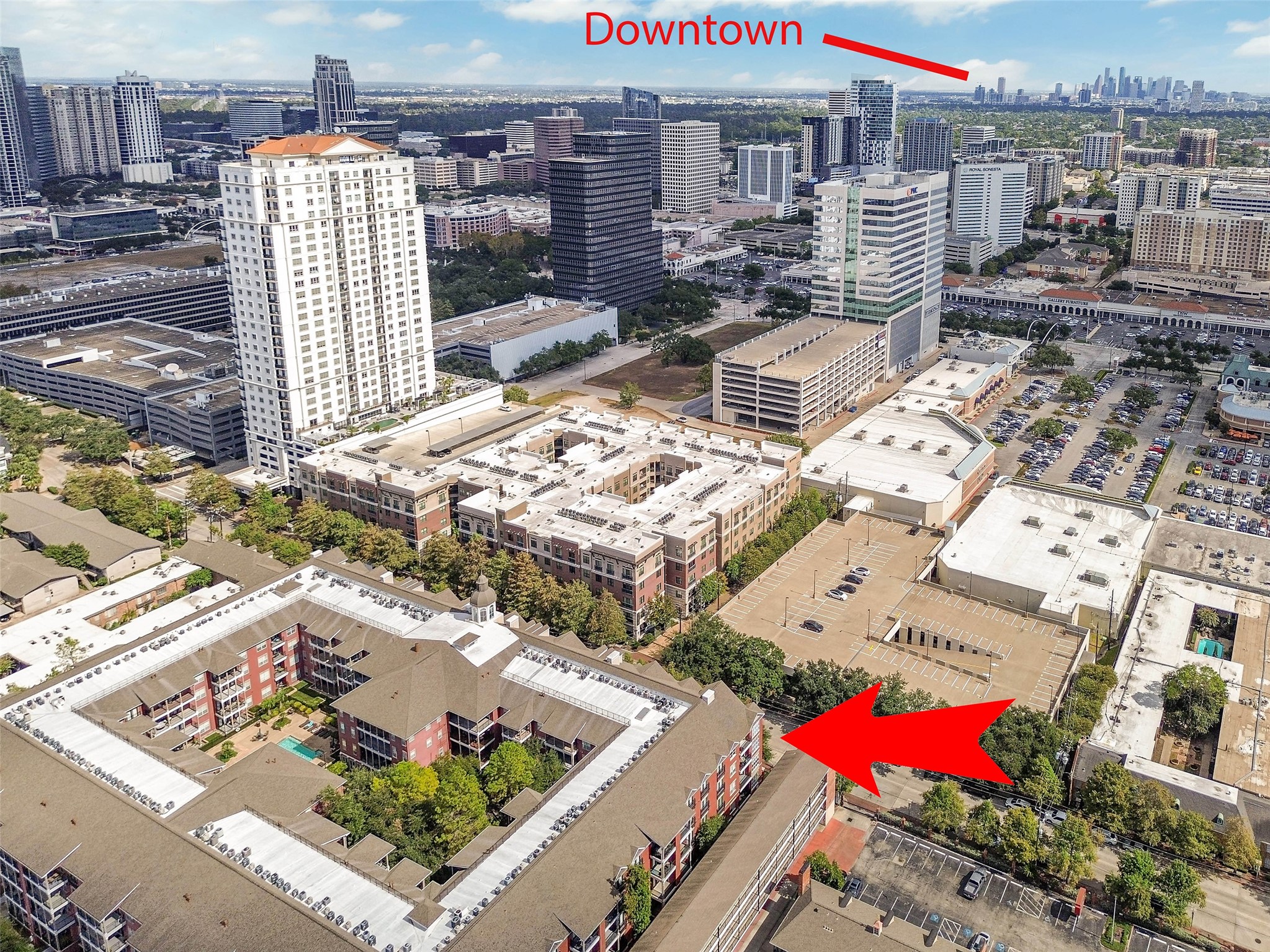 2400 McCue Road, Unit 260 Houston, TX 77056 - Photo 40 of 41 an aerial view of a building with outdoor space