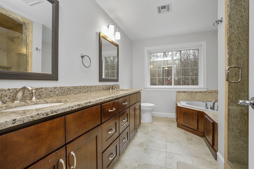 20 Hunters Ridge Way Hopkinton, MA 01748 - Photo 24 of 40 Gallery Image 24