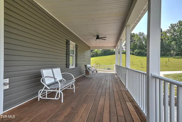 $1,199,999 | 35 Short Road, Chuckey, TN 37641