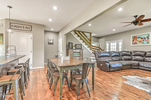 $1,199,999 | 35 Short Road, Chuckey, TN 37641