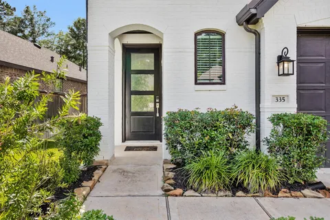 $469,500 | 335 Great Hills Drive, Montgomery, TX 77316