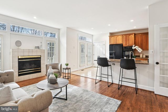 $985,000 | 1806 Pollard Terrace, Vienna, VA 22182