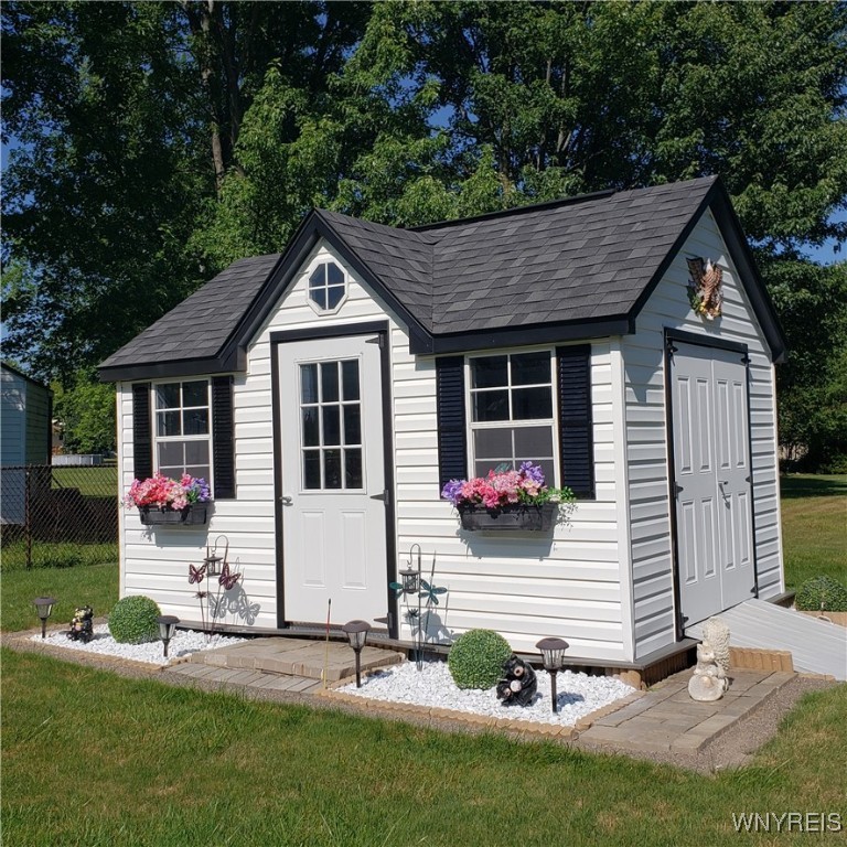 6717 Errick Road Wheatfield, NY 14120 - Photo 49 of 50