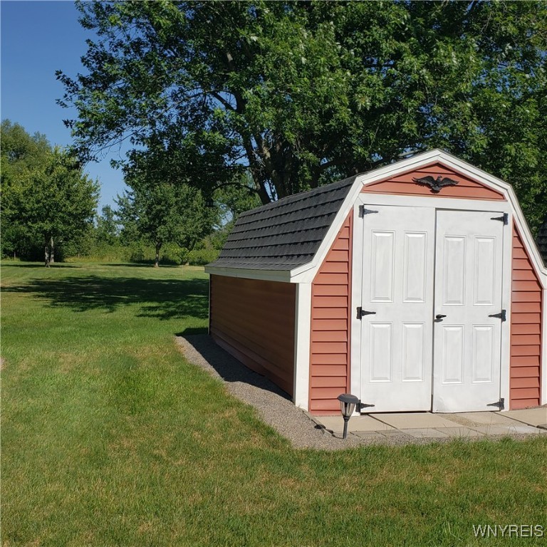 6717 Errick Road Wheatfield, NY 14120 - Photo 50 of 50