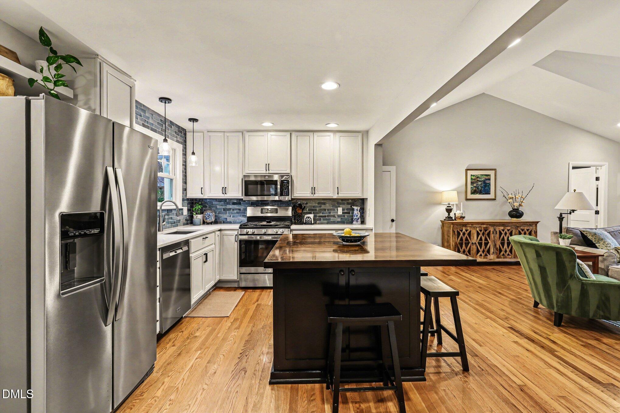 915 Gardner Street Raleigh, NC 27607 - Photo 11 of 39 018_file_5936