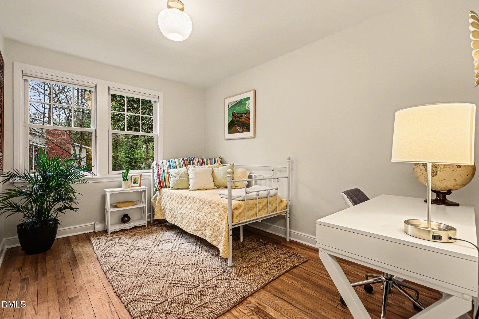 915 Gardner Street Raleigh, NC 27607 - Photo 24 of 39 028_file_3923