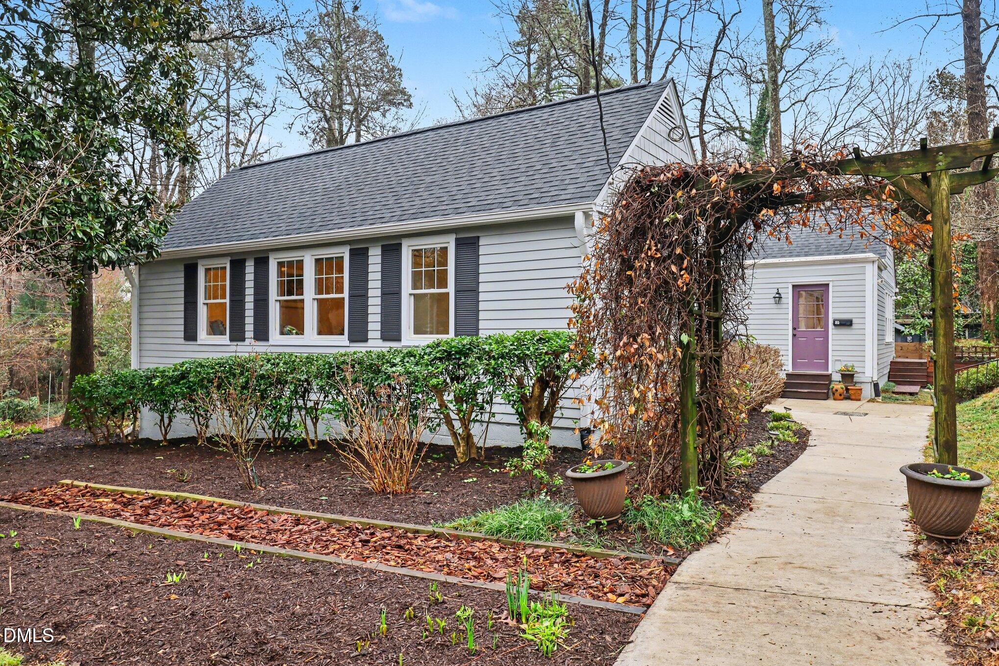 915 Gardner Street Raleigh, NC 27607 - Photo 27 of 39 036_6_img_3240_529