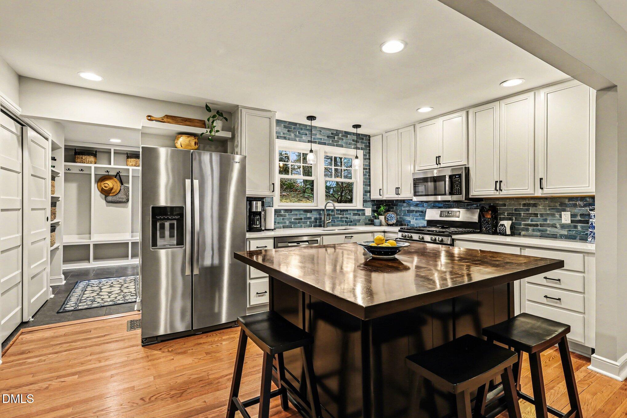 915 Gardner Street Raleigh, NC 27607 - Photo 8 of 39 015_file_1414