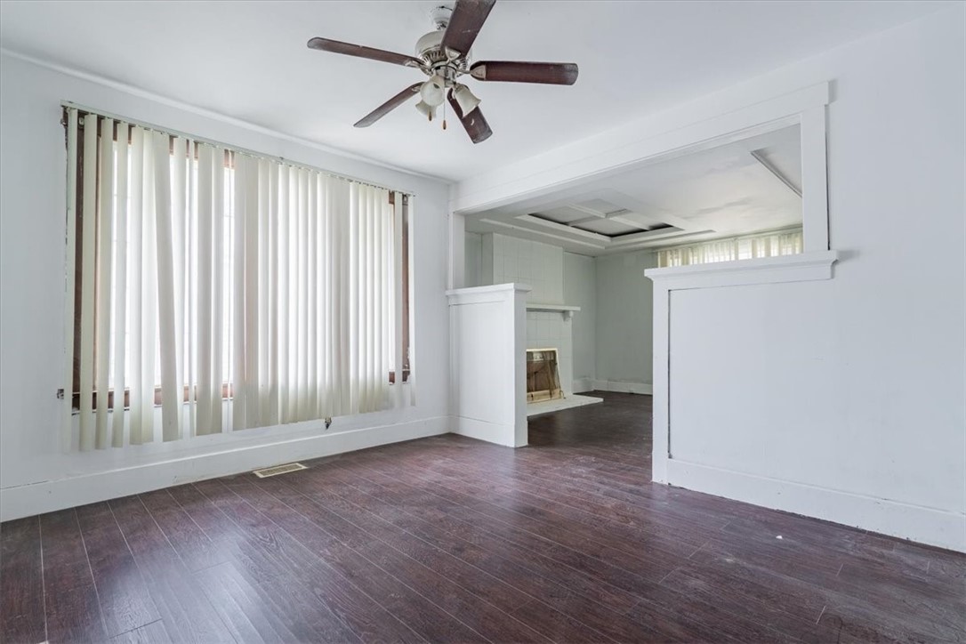 423 South Mc Clellan Avenue Decatur, IL 62522 - Photo 8 of 18 Gallery Image 8