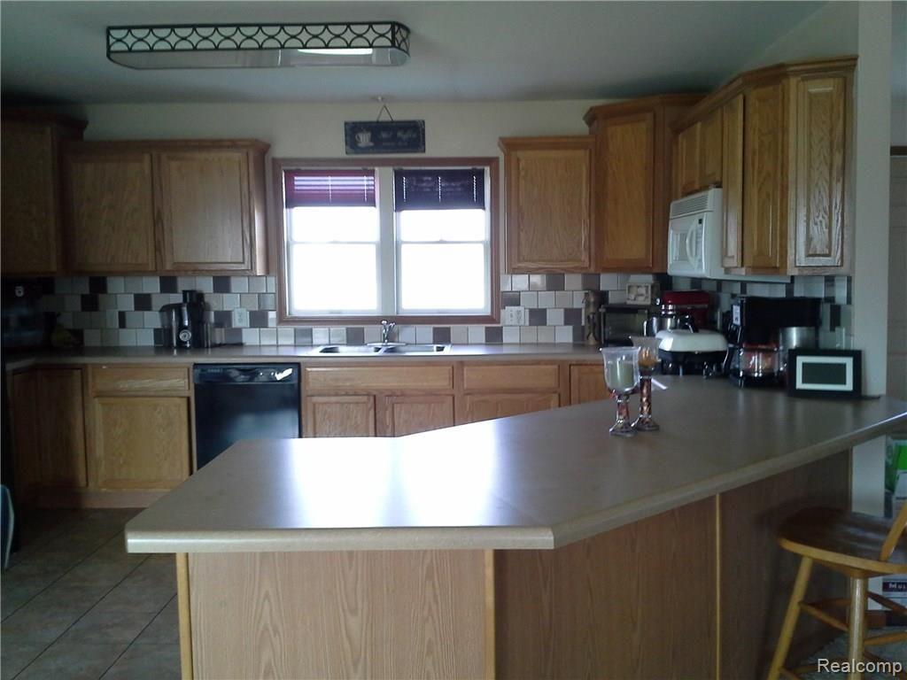 37730 Meskill Road Richmond, MI 48062 - Photo 8 of 41 beths phone july 2014 389.jpg