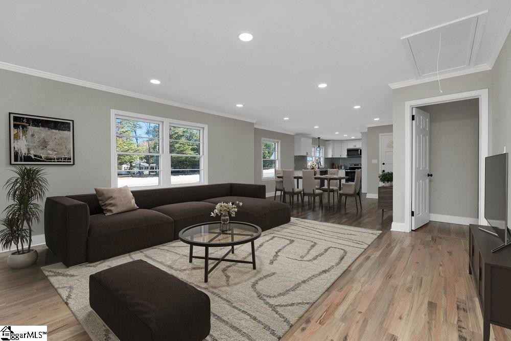 223 Farrs Bridge Road Greenville, SC 29611 - Photo 12 of 32