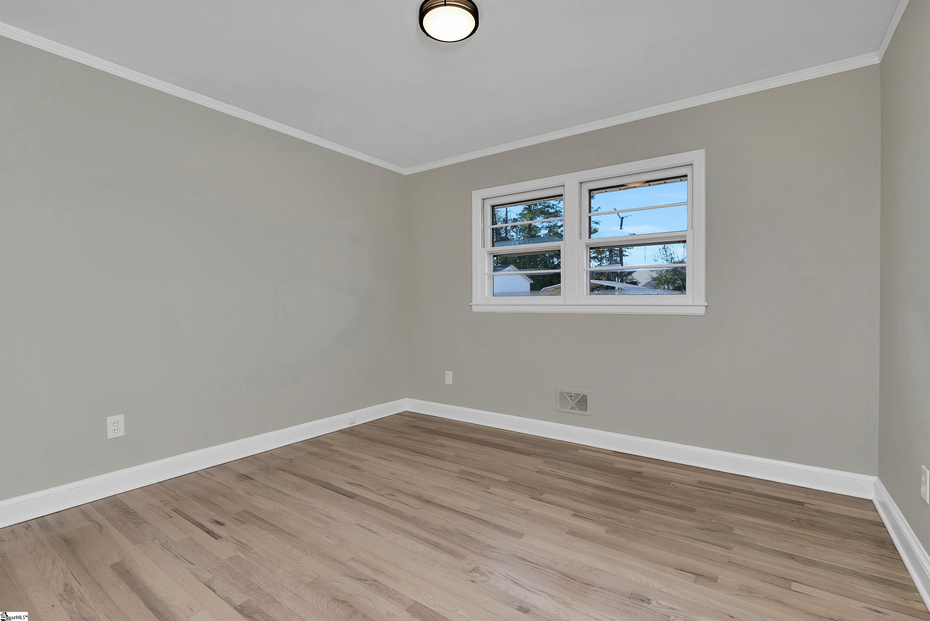 223 Farrs Bridge Road Greenville, SC 29611 - Photo 27 of 32