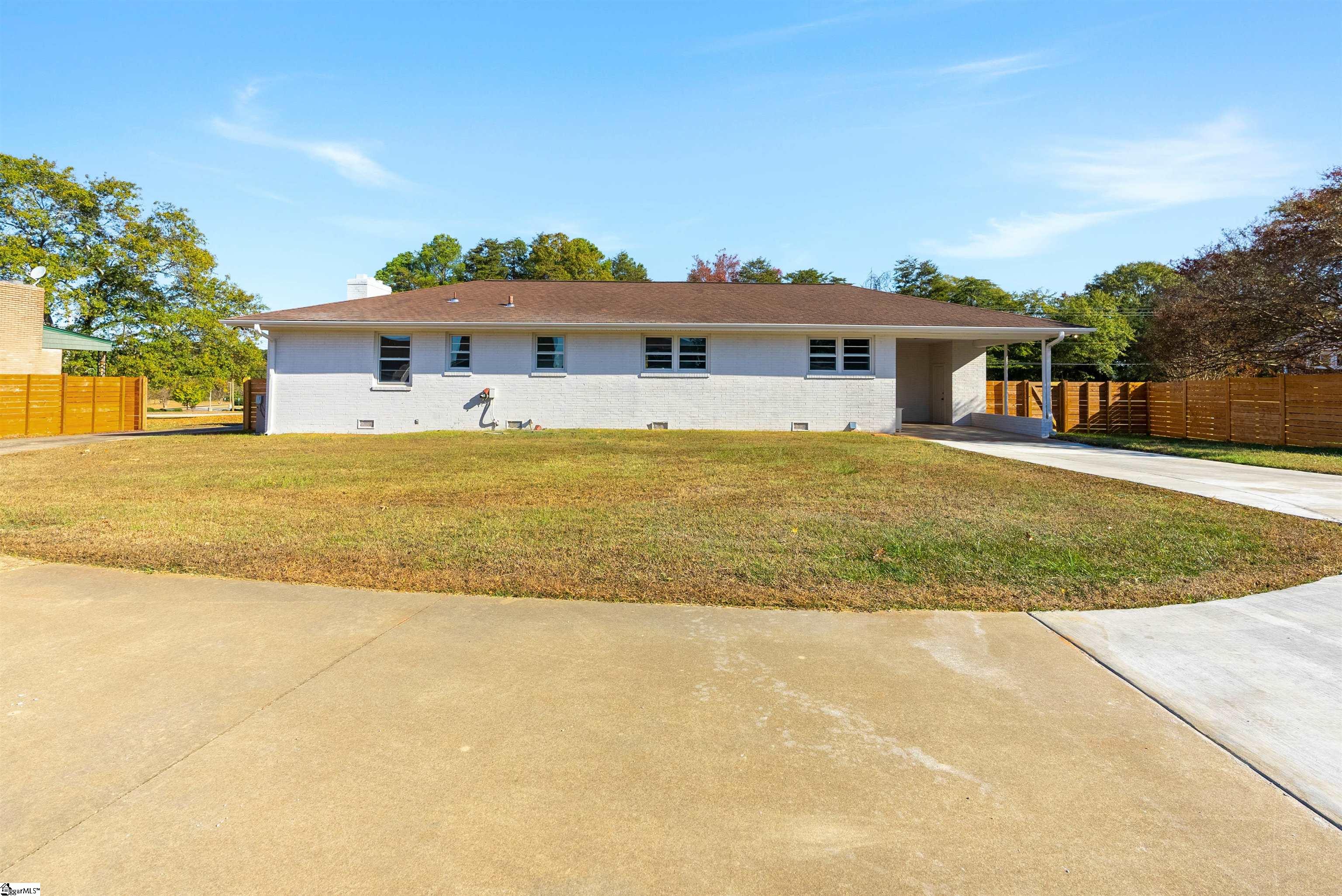 223 Farrs Bridge Road Greenville, SC 29611 - Photo 30 of 32