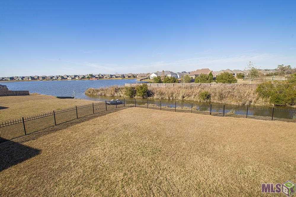 10951 Springtree Avenue Baton Rouge, LA 70810 - Photo 5 of 40 Gallery Image 5