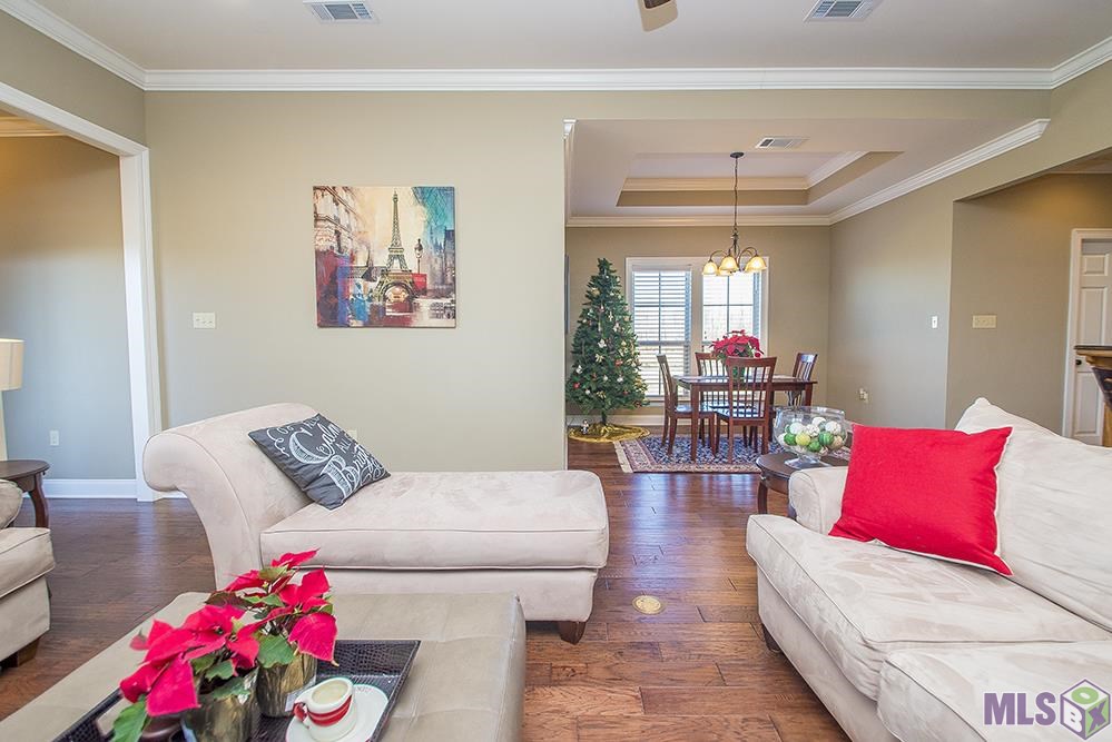 10951 Springtree Avenue Baton Rouge, LA 70810 - Photo 9 of 40 Gallery Image 9