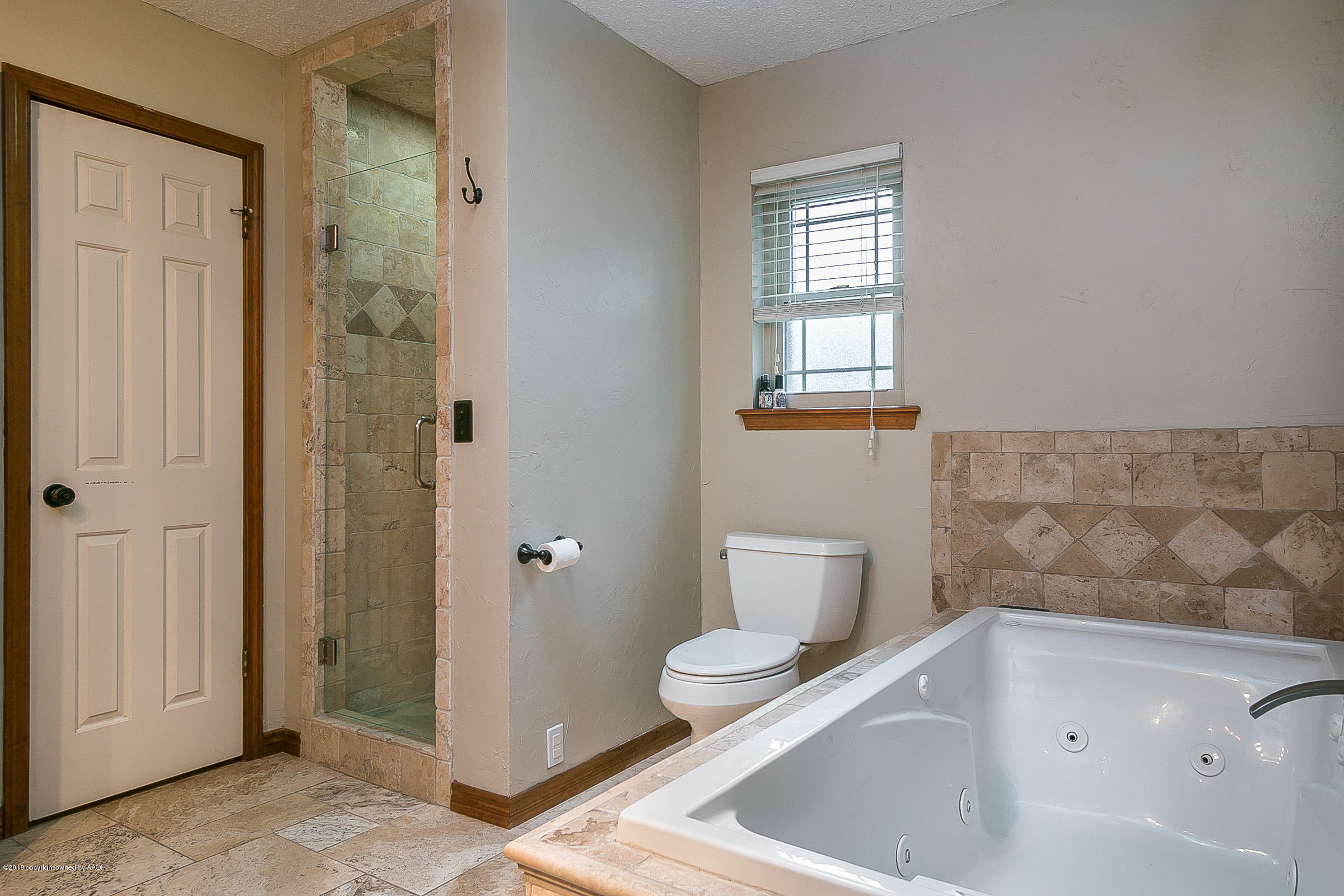 6412 Drexel Road Amarillo, TX 79109 - Photo 14 of 22 Master Bathroom 2
