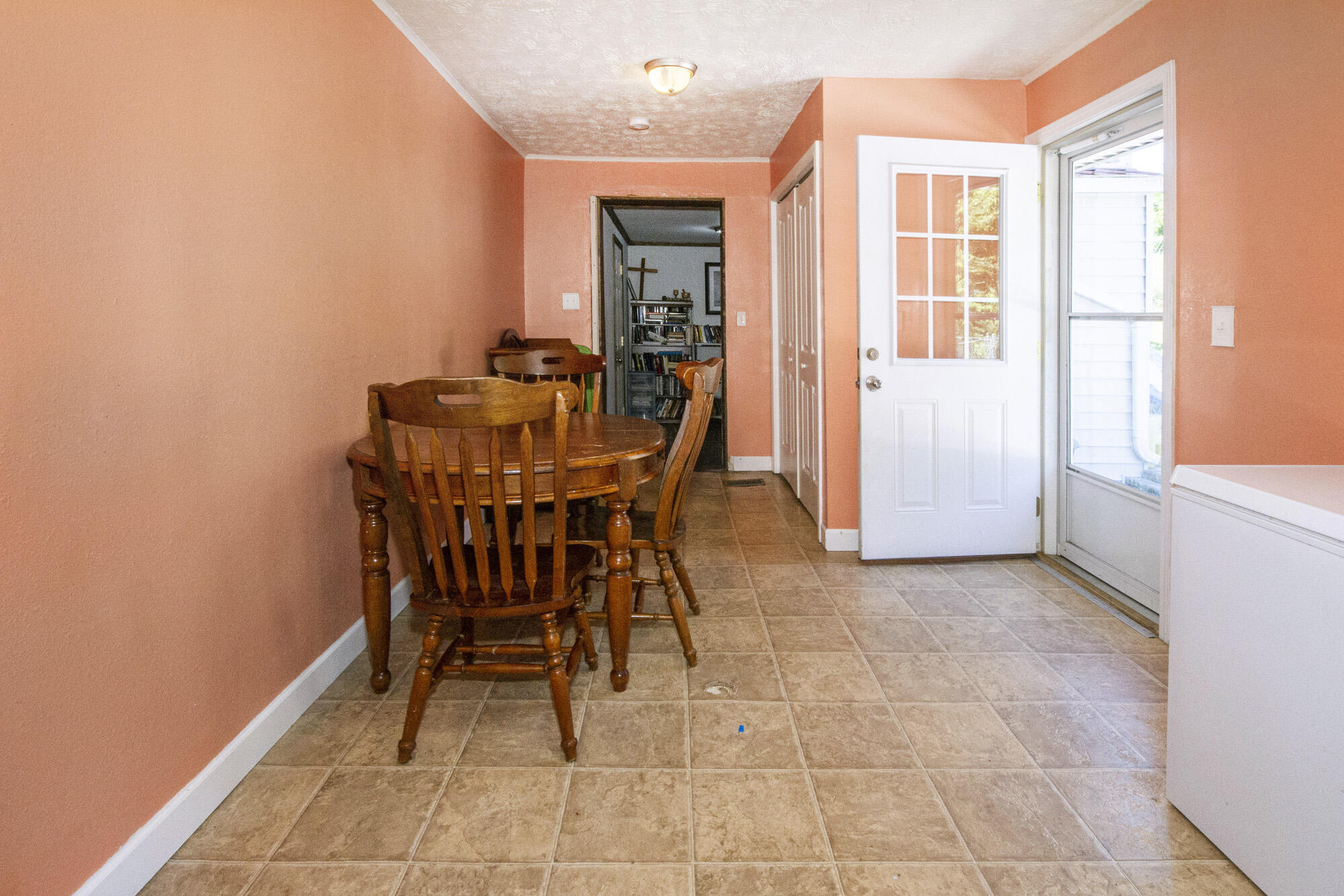 470 Island Ford Road Jacksboro, TN 37757 - Photo 26 of 39 IMG_0017