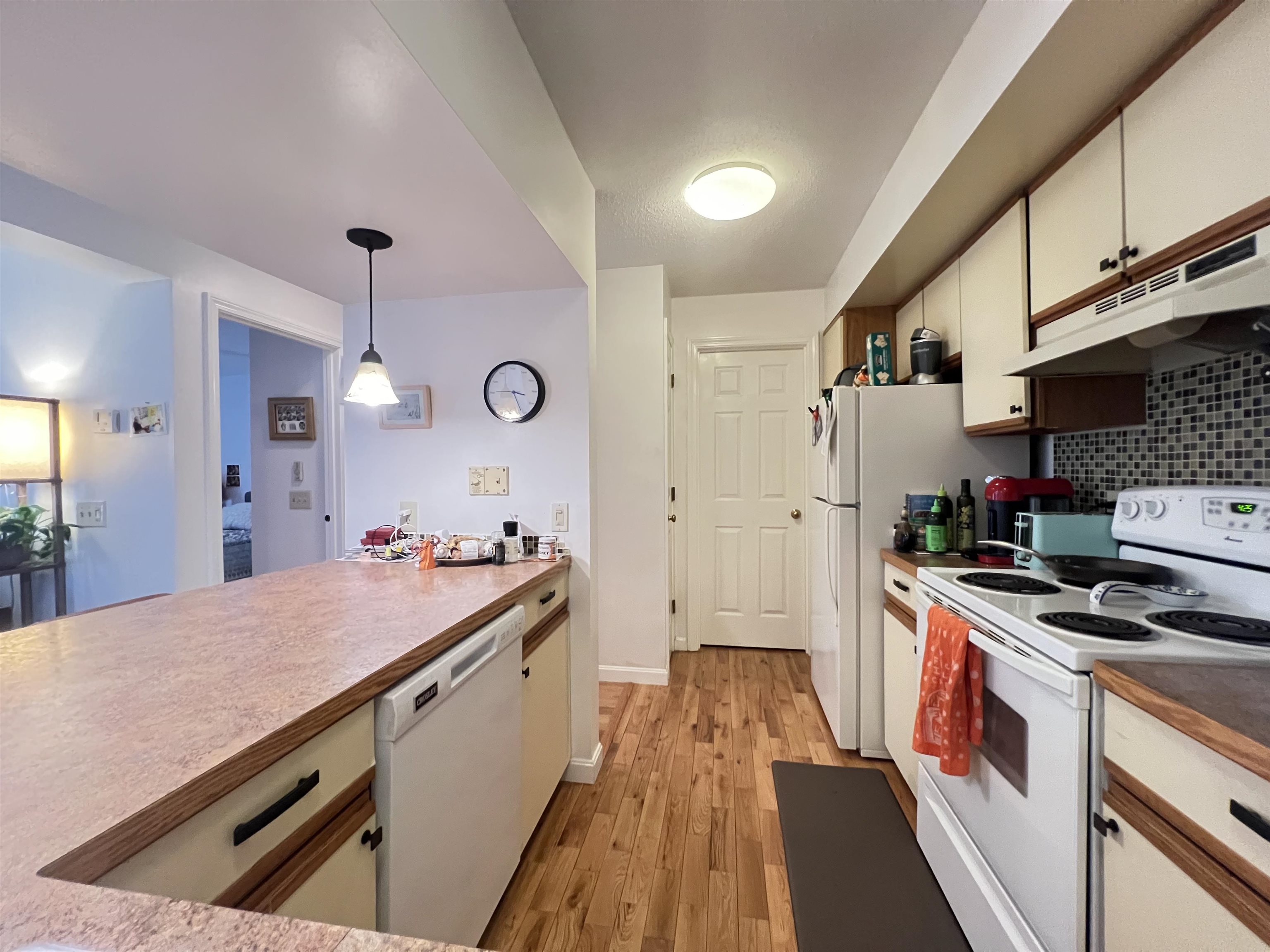 30 Wolf Road, Unit 114 Lebanon, NH 03766 - Photo 2 of 15 Gallery Image 2