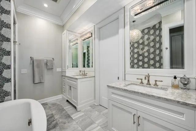 $4,195,000 | 458 West Deming Place, Chicago, IL 60614