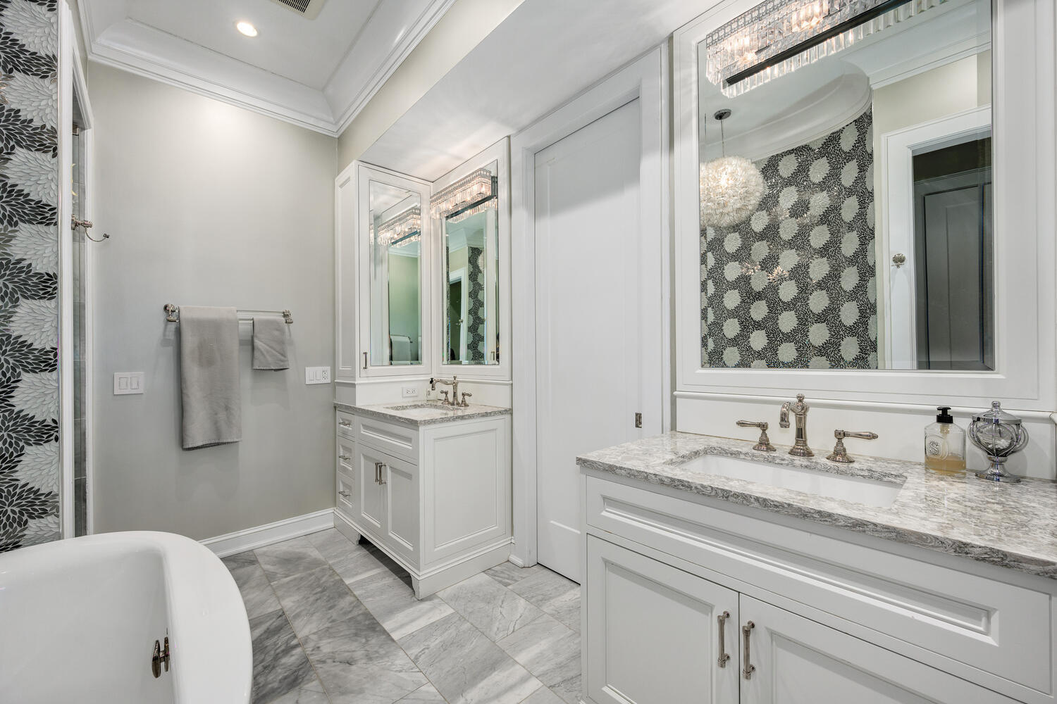 458 West Deming Place Chicago, IL 60614 - Photo 21 of 34 a bathroom with a double vanity sink mirror and