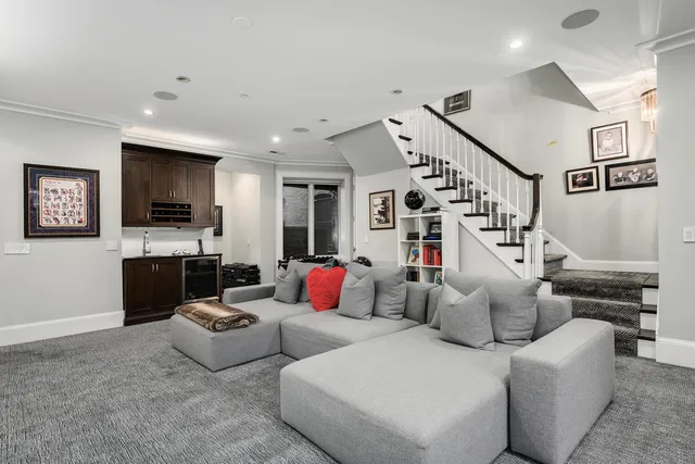 $4,195,000 | 458 West Deming Place, Chicago, IL 60614