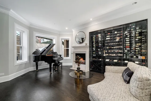 $4,195,000 | 458 West Deming Place, Chicago, IL 60614