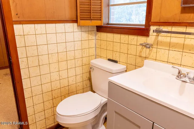 $1,200 | 2602 Basile Eunice Highway, Basile, LA 70515