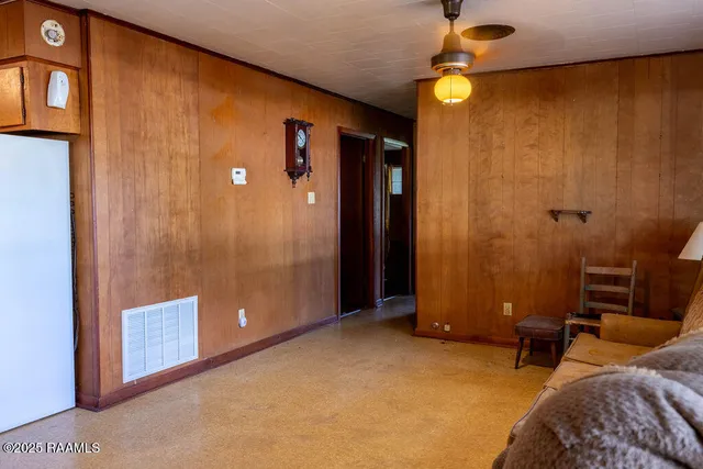 $1,200 | 2602 Basile Eunice Highway, Basile, LA 70515