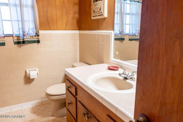 $1,200 | 2602 Basile Eunice Highway, Basile, LA 70515