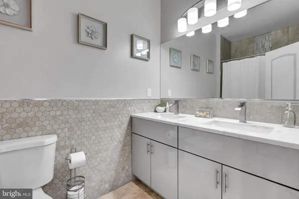 $8,500 | 1167 Morse Street Northeast, Unit 1, Washington, DC 20002