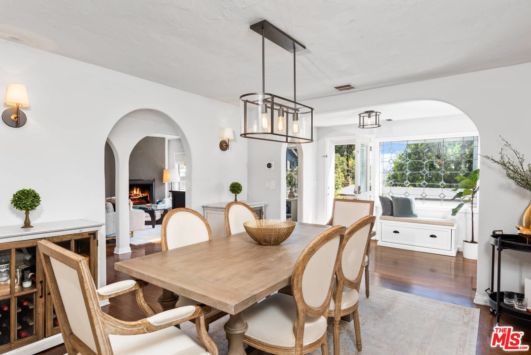 8524 Ridpath Drive Los Angeles, CA 90046 - Photo 14 of 51 Gallery Image 14