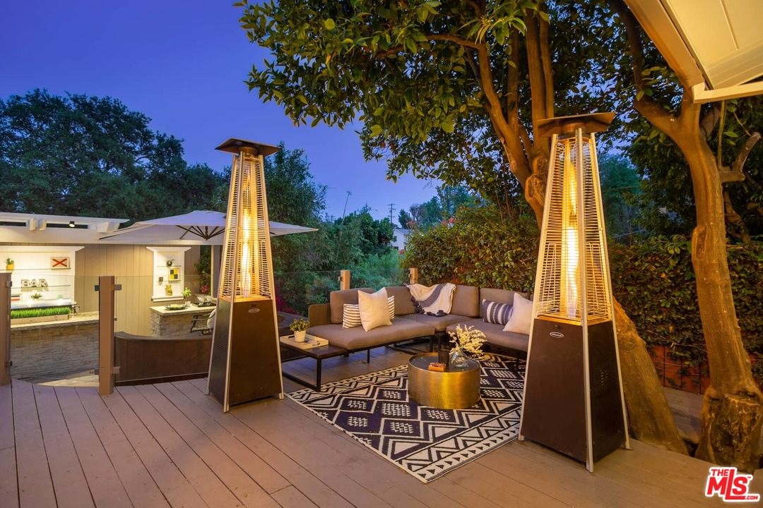8524 Ridpath Drive Los Angeles, CA 90046 - Photo 44 of 51 Gallery Image 44